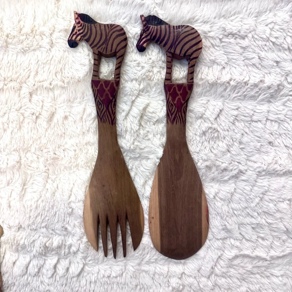 Handcrafted Wooden Animal Utensil Set of 8 safari animals beautiful Tanzanian